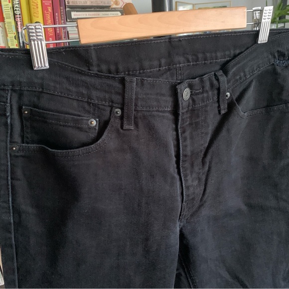 Levi’s • straight leg black jeans 33x30 - Picture 3 of 6